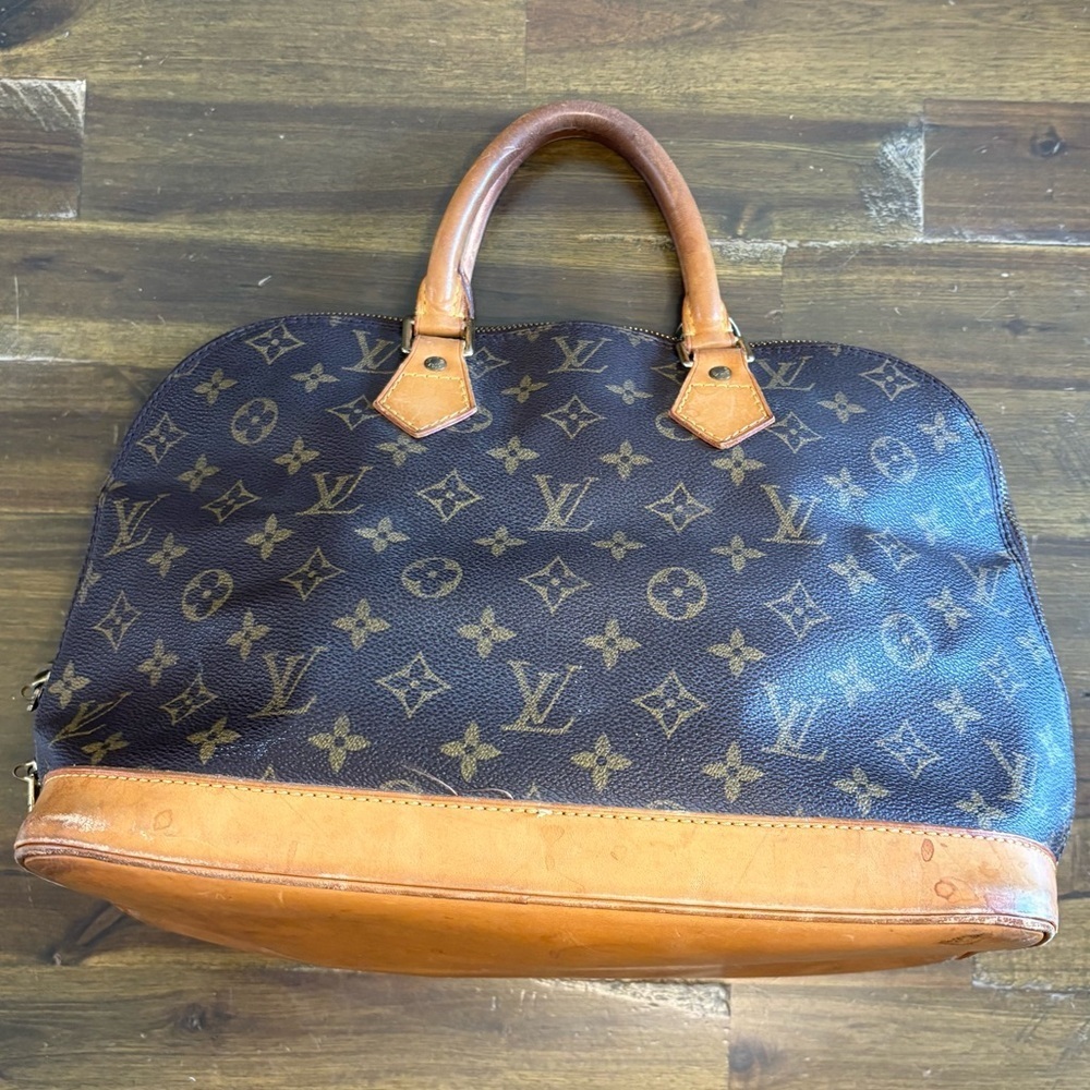 LV Louis Vuitton Vintage Alma PM Canvas Monogram Leather Tote Classic Lock